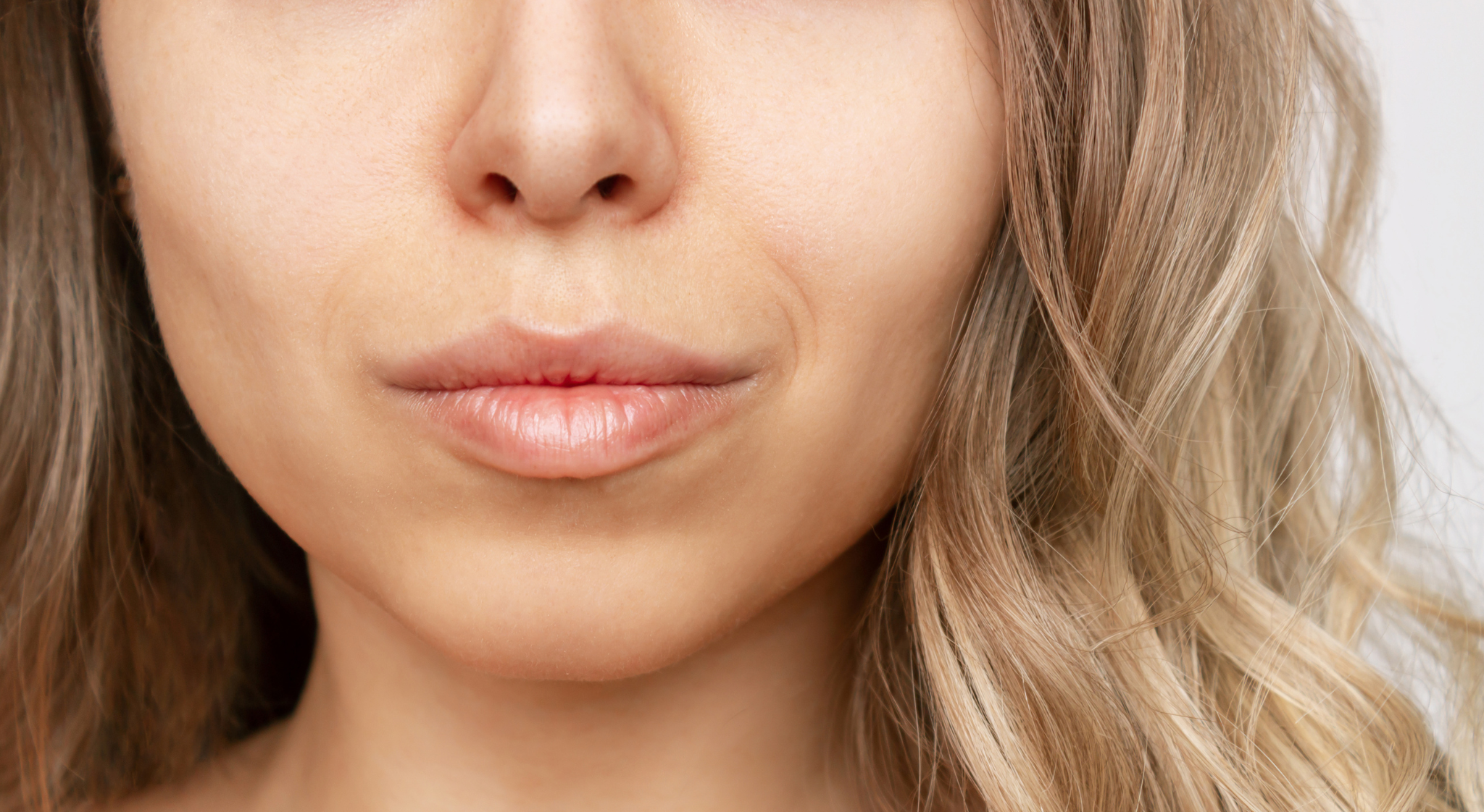 Facial rejuvenation options: fat transfer and dermal fillers comparison